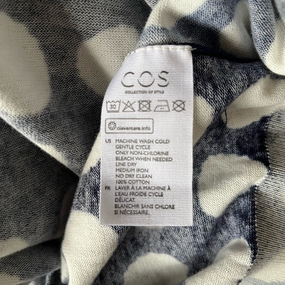 COS Short Sleeve Sweater w Navy & Off White Print - Picture 5 of 6